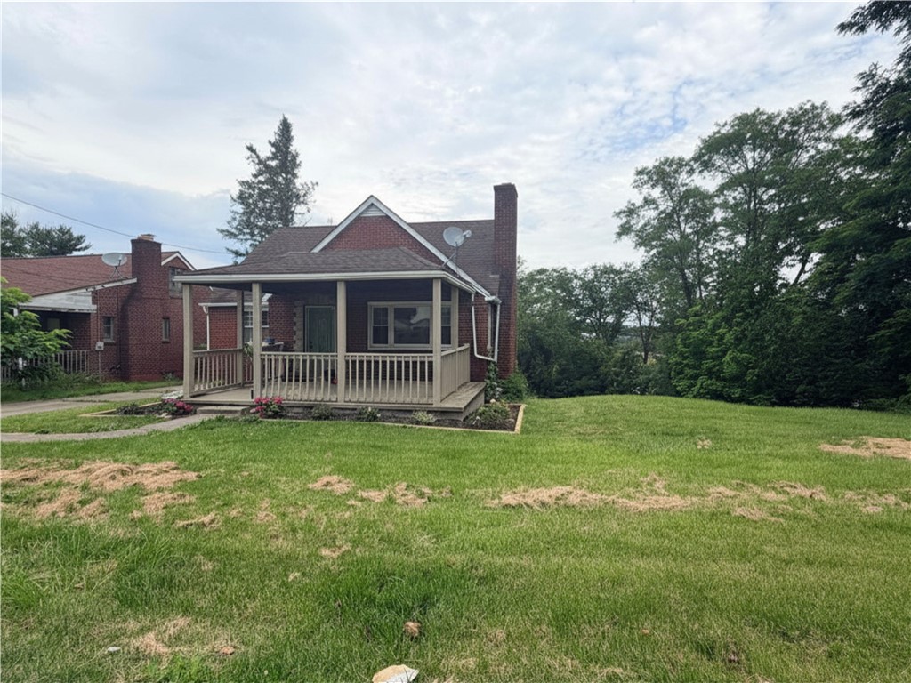 1166 N Main St