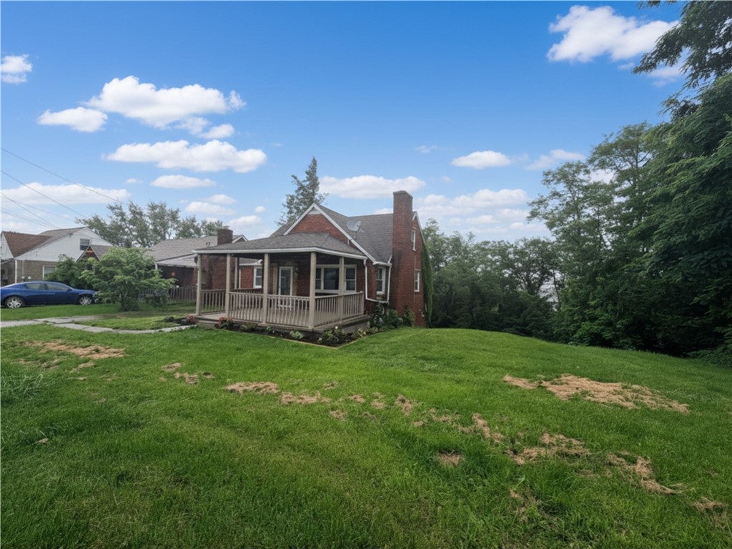 1166 N Main St