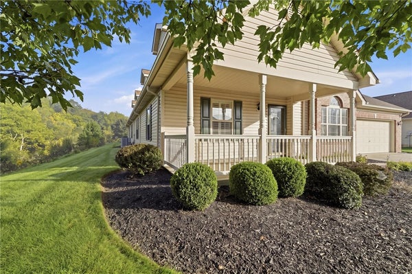355 ALLANDALE DR, BETHEL PARK, PA 15102 - Image c076bf4c2d5bccdcaac9684356b05af4/748311347
