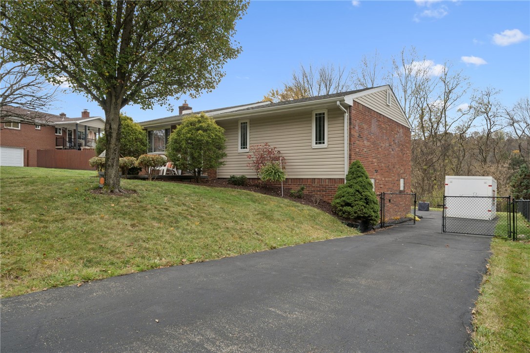 North Huntingdon, Pennsylvania 15642, United States, 2 Bedrooms Bedrooms, ,2 BathroomsBathrooms,Residential,Active,238668