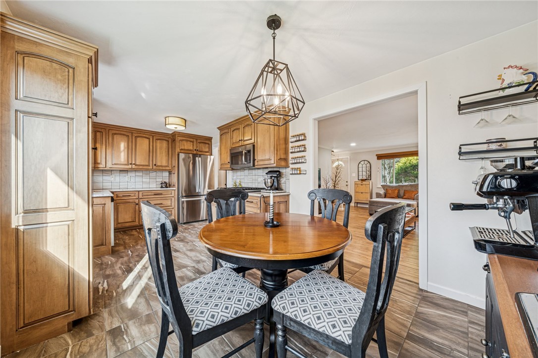 North Huntingdon, Pennsylvania 15642, United States, 2 Bedrooms Bedrooms, ,2 BathroomsBathrooms,Residential,Active,238668