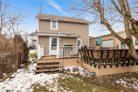 Photo of 152 N Haft St, Houston, PA 15342 (MLS # 1736583)