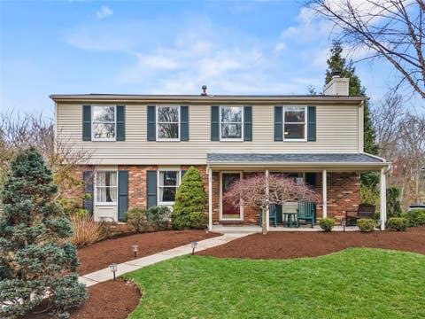 Photo for 109 Halsey Crt