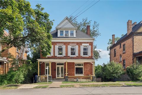 38 Watson Blvd Observatory Hill PA 15214