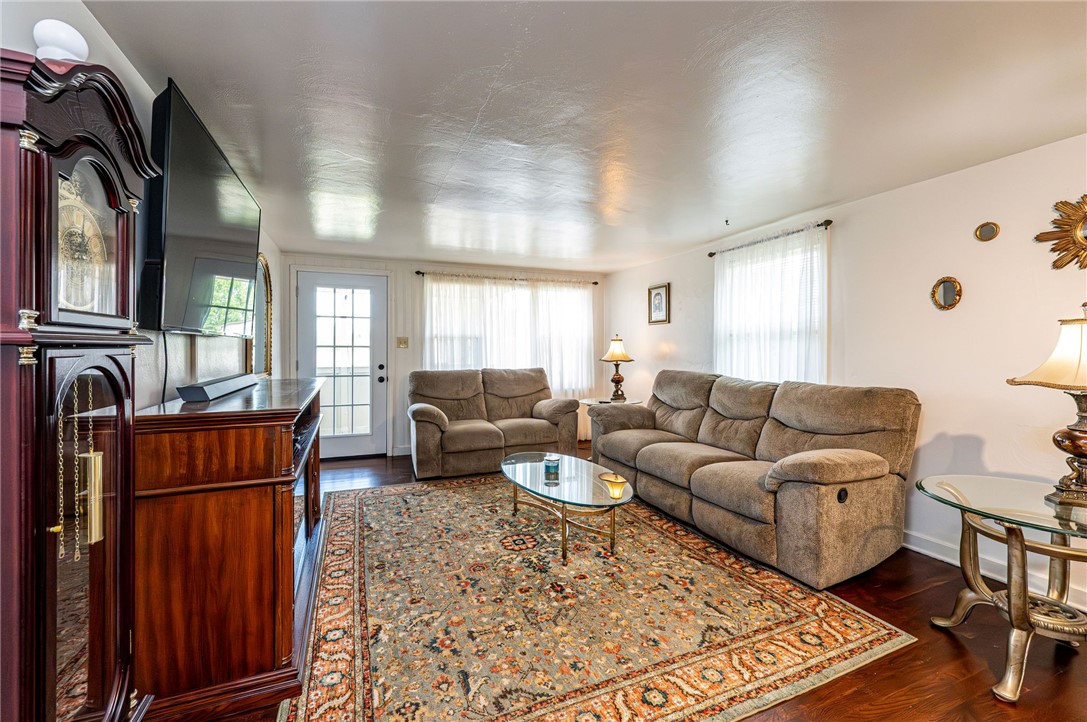 504 Highland Ave Ave, Jeannette, Pennsylvania image 9