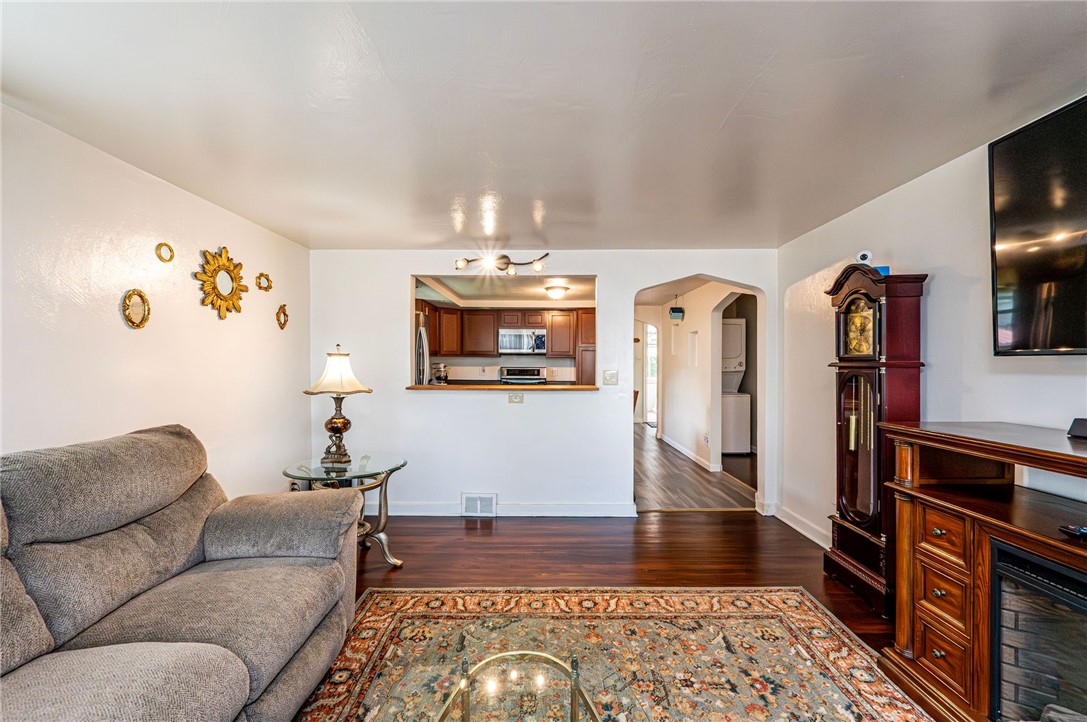 504 Highland Ave Ave, Jeannette, Pennsylvania image 7
