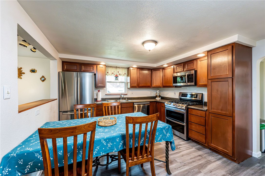 504 Highland Ave Ave, Jeannette, Pennsylvania image 16