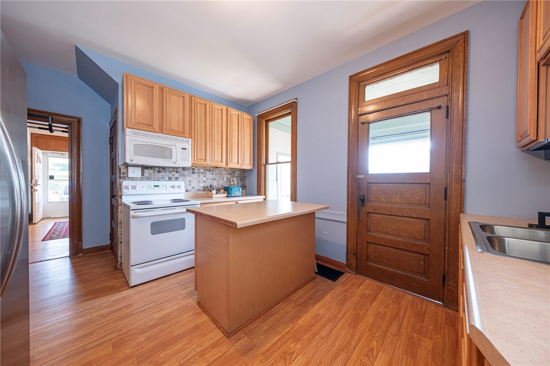 City Of Greensburg, Pennsylvania 15601, United States, 3 Bedrooms Bedrooms, ,3 BathroomsBathrooms,Residential,Active,214644