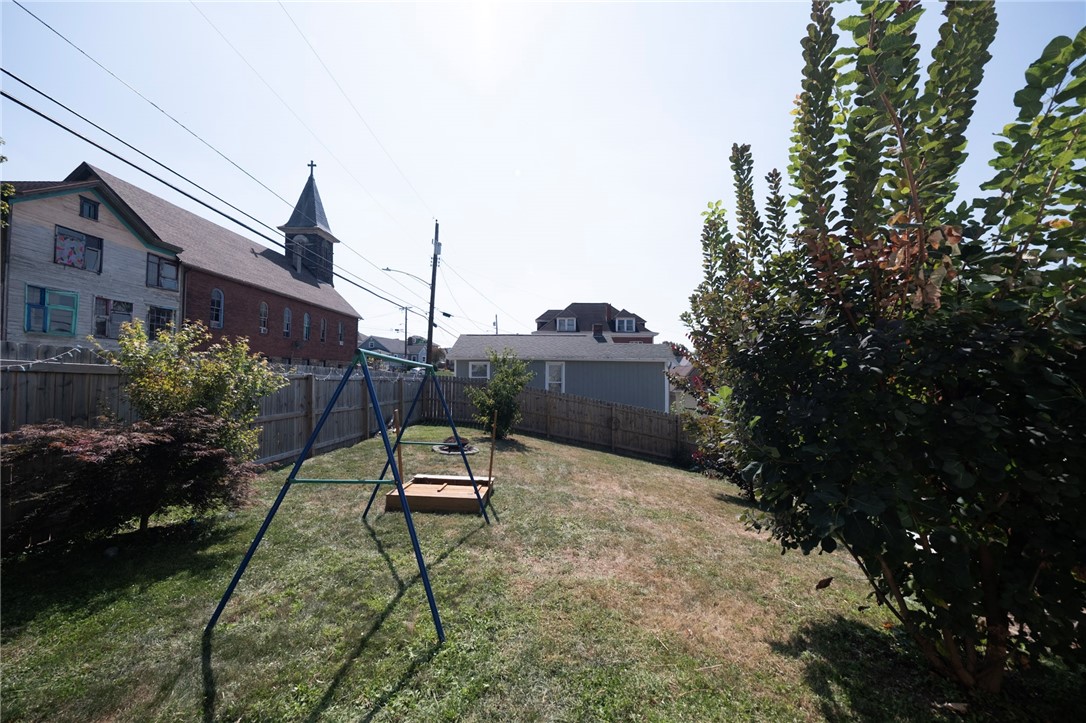 City Of Greensburg, Pennsylvania 15601, United States, 3 Bedrooms Bedrooms, ,3 BathroomsBathrooms,Residential,Active,214644