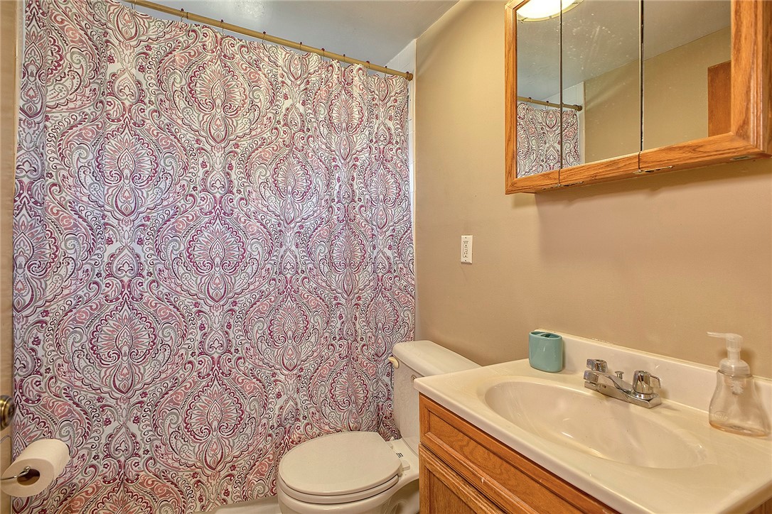 107 Stan Ave Ave, New Stanton, Pennsylvania image 6