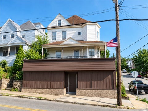 Photo for 546 Greenfield Ave 2