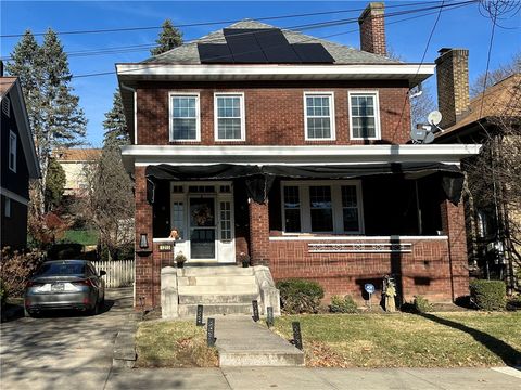 Photo of 1210 Pemberton St, Pittsburgh, PA 15212 (MLS # 1738645)