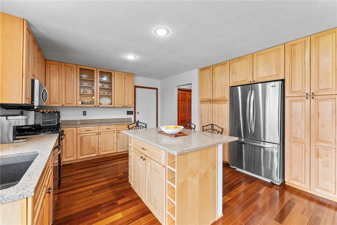 844 Old Millcreek Rd, Hookstown, Pennsylvania image 9