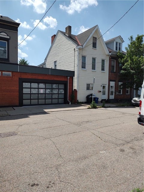 Photo for 336 39th St
