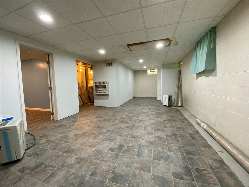 Pymatuning Twp, Pennsylvania 16154, United States, 3 Bedrooms Bedrooms, ,1 BathroomBathrooms,Residential,Contingent,133590