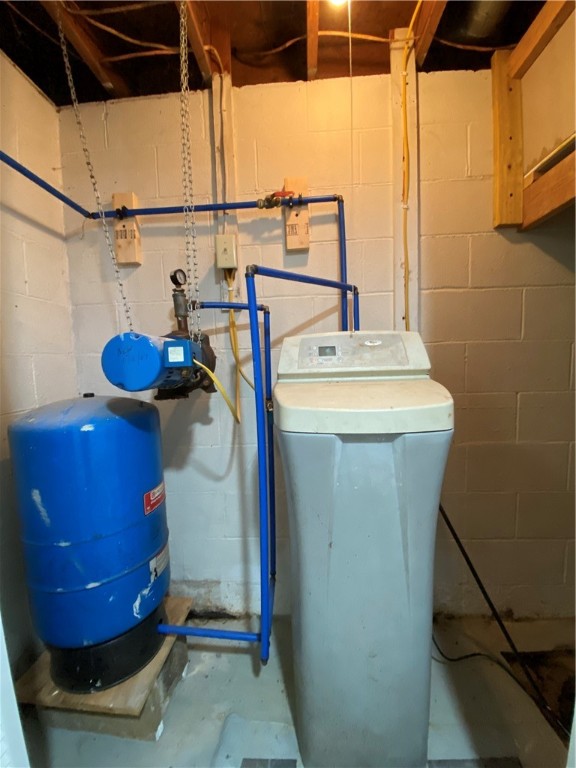 Pymatuning Twp, Pennsylvania 16154, United States, 3 Bedrooms Bedrooms, ,1 BathroomBathrooms,Residential,Contingent,133590