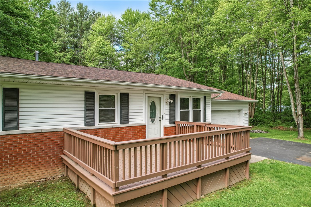 Pymatuning Twp, Pennsylvania 16154, United States, 3 Bedrooms Bedrooms, ,1 BathroomBathrooms,Residential,Contingent,133590