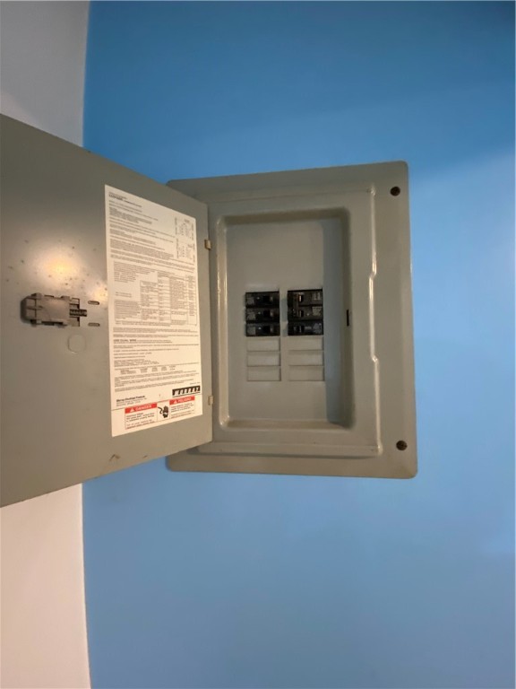 Pymatuning Twp, Pennsylvania 16154, United States, 3 Bedrooms Bedrooms, ,1 BathroomBathrooms,Residential,Contingent,133590