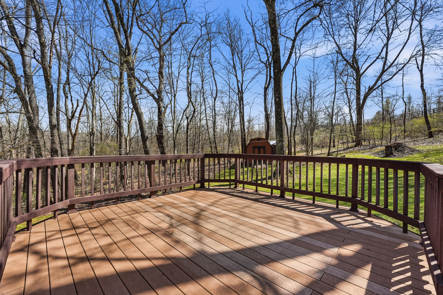 438 Leslie Road Road