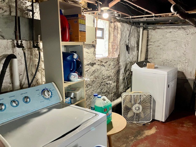 Greater Johnstown School District, Pennsylvania 15906, United States, 3 Bedrooms Bedrooms, ,1 BathroomBathrooms,Residential,Pending,187149