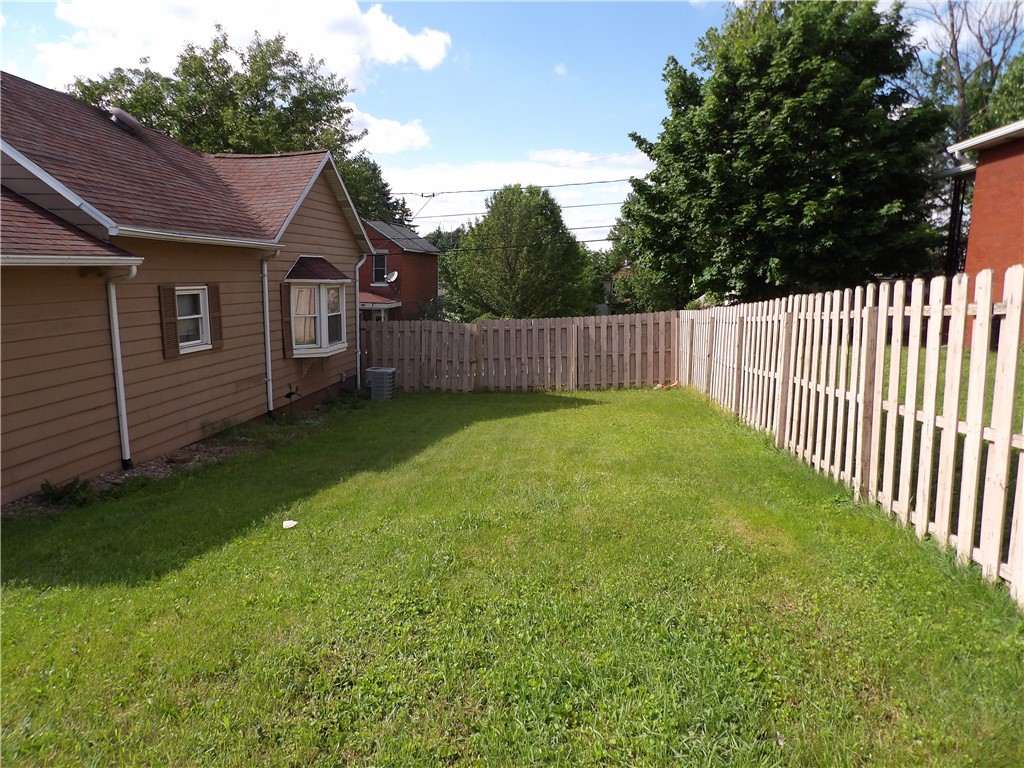 192 Searight Ave Ave, Uniontown, Pennsylvania image 23