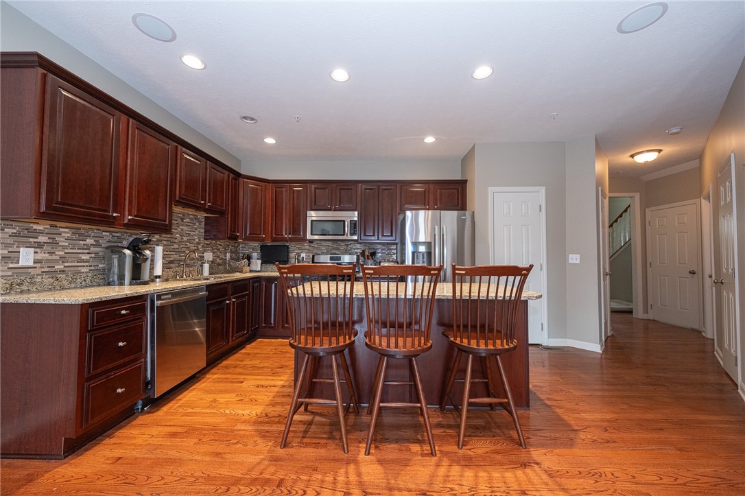 North Strabane, Pennsylvania 15317, United States, 4 Bedrooms Bedrooms, ,3 BathroomsBathrooms,Residential,Contingent,127291