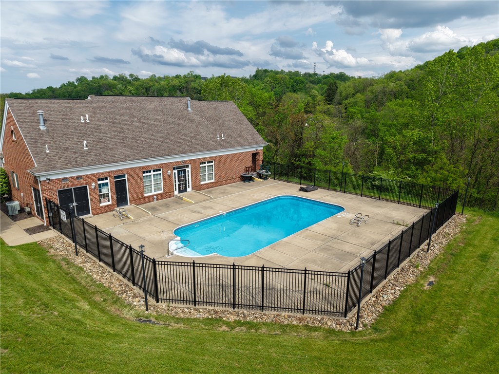 North Strabane, Pennsylvania 15317, United States, 4 Bedrooms Bedrooms, ,3 BathroomsBathrooms,Residential,Contingent,127291