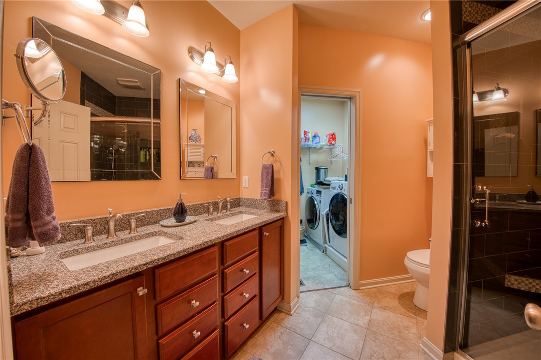 North Strabane, Pennsylvania 15317, United States, 4 Bedrooms Bedrooms, ,3 BathroomsBathrooms,Residential,Contingent,127291