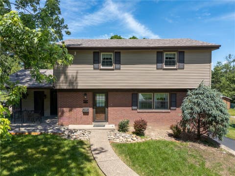 Homes For Sale - 7113 Dumbarton Pl Pl<br/> Bethel Park, PA 15102
