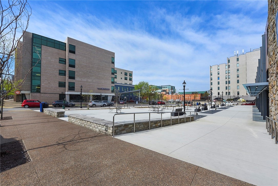 5987 Broad Street INVESTMENT OPPORTUNITY