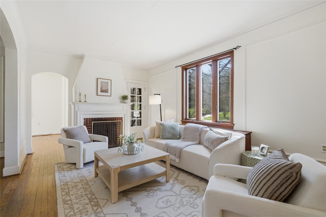 76 Mount Lebanon Blvd