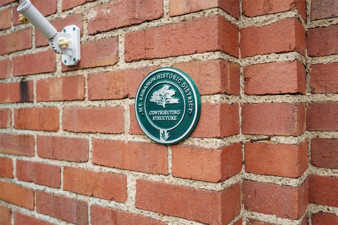 76 Mount Lebanon Blvd