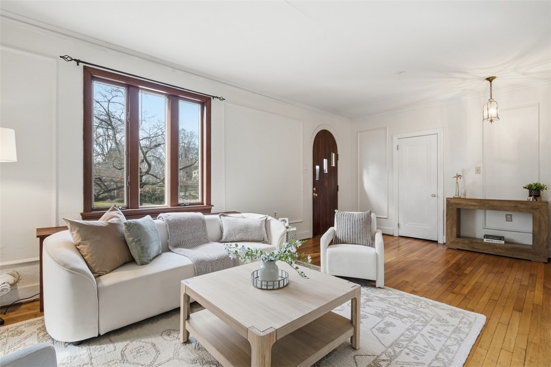 76 Mount Lebanon Blvd