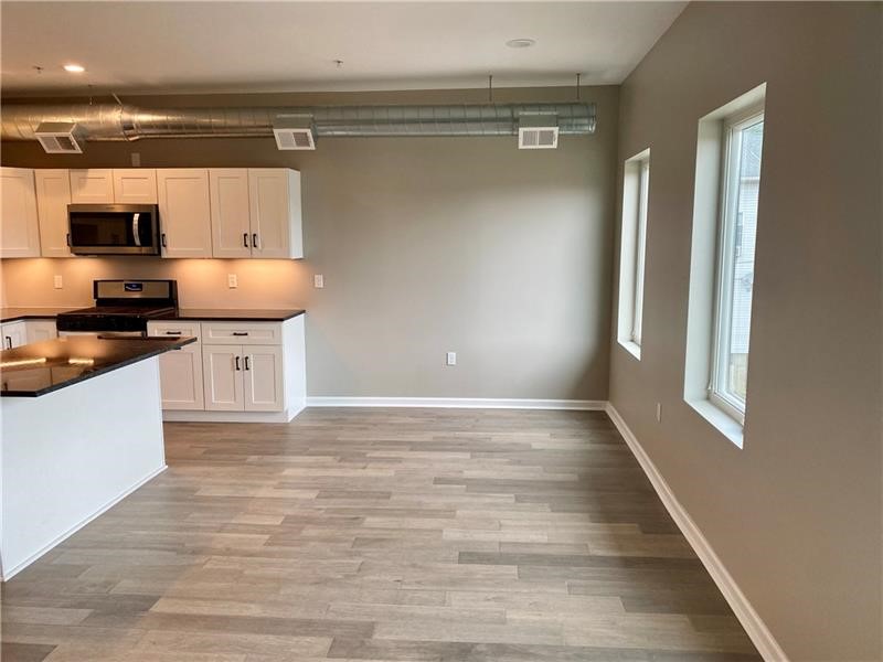 3809 Liberty Ave Ave #306, Lawrenceville, Pennsylvania image 5