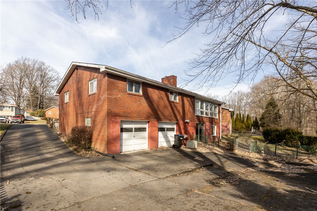 472 Amherst Ave