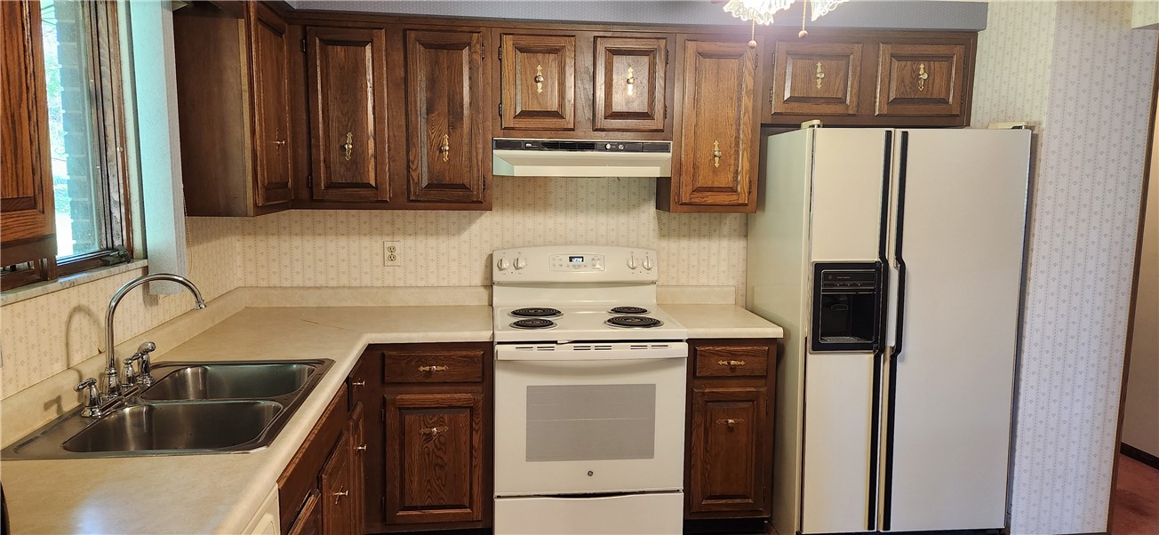 237 Melrose Drive Dr, New Stanton, Pennsylvania image 6