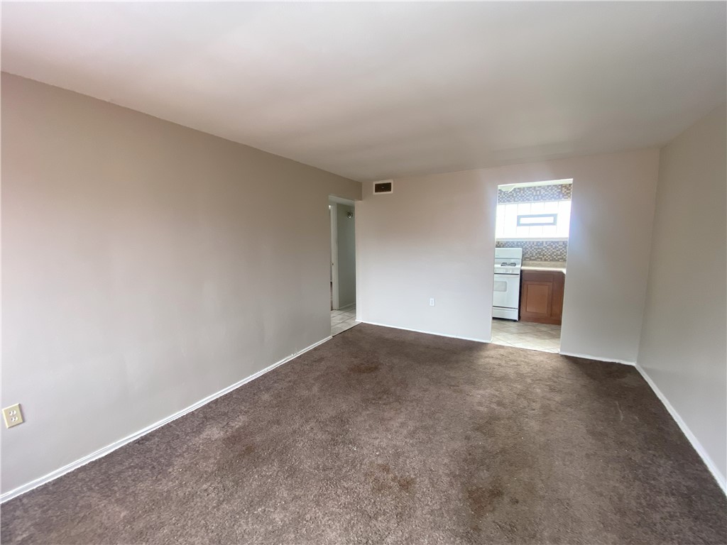 Swissvale, Pennsylvania 15218, United States, 2 Bedrooms Bedrooms, ,1 BathroomBathrooms,Residential,Active,86662