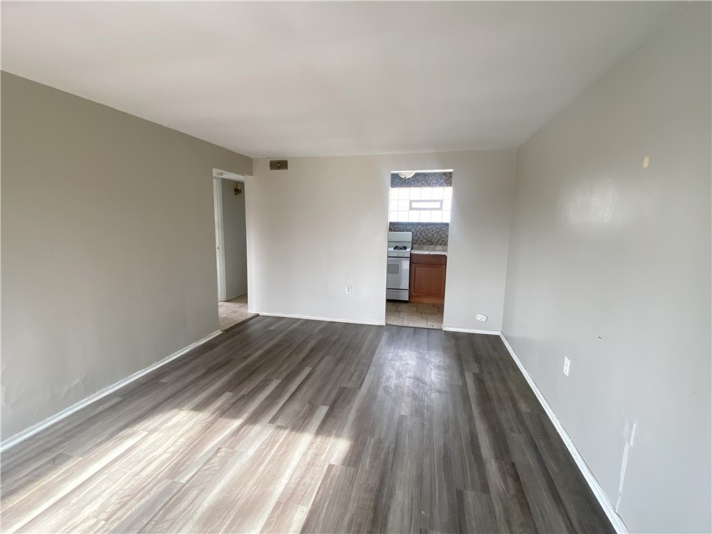 Swissvale, Pennsylvania 15218, United States, 2 Bedrooms Bedrooms, ,1 BathroomBathrooms,Residential,Active,86662