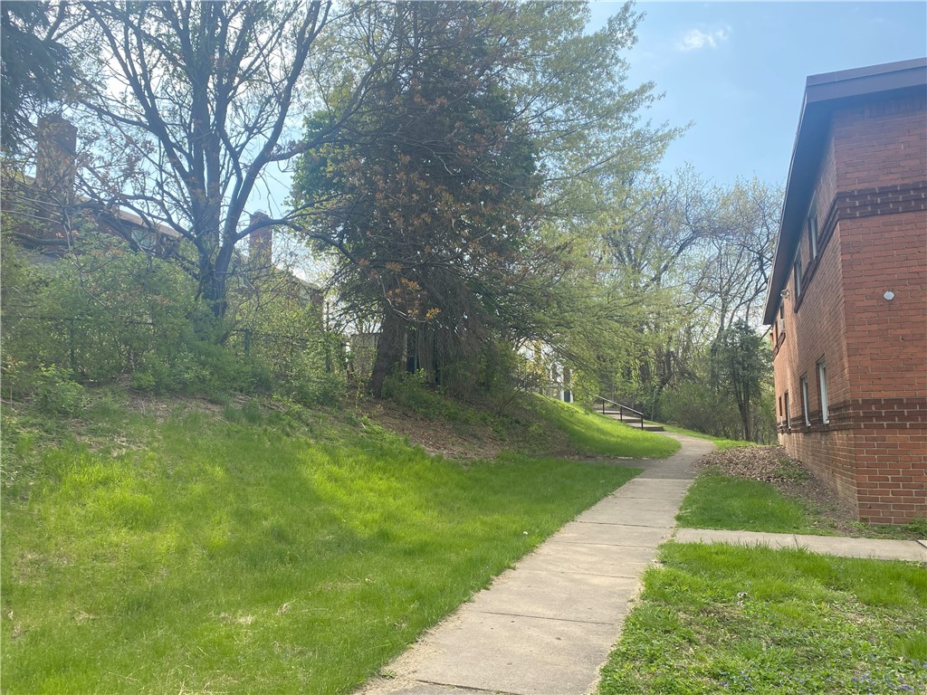 Swissvale, Pennsylvania 15218, United States, 2 Bedrooms Bedrooms, ,1 BathroomBathrooms,Residential,Active,86662