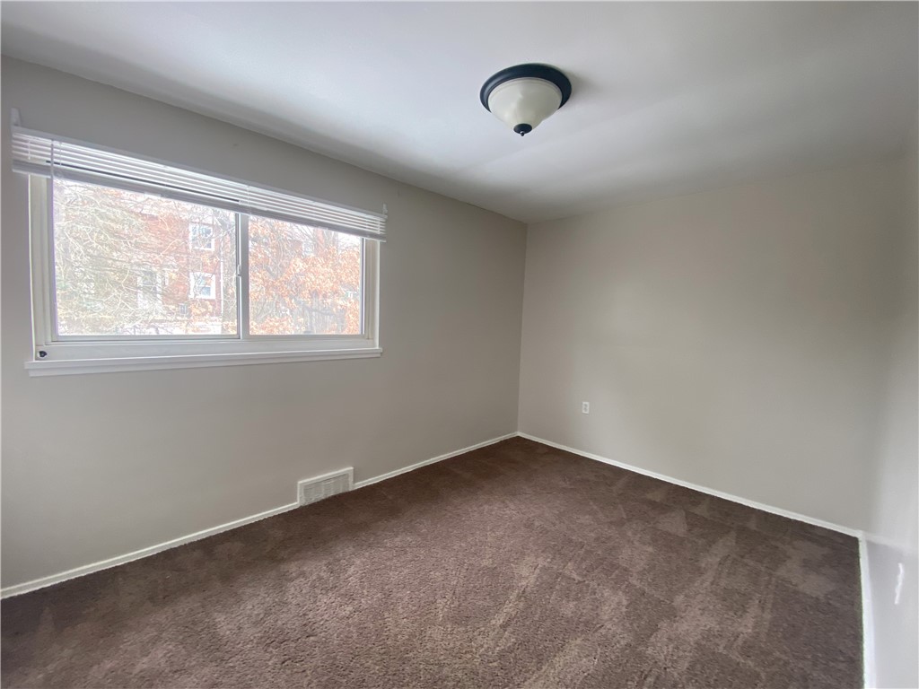 Swissvale, Pennsylvania 15218, United States, 2 Bedrooms Bedrooms, ,1 BathroomBathrooms,Residential,Active,86662