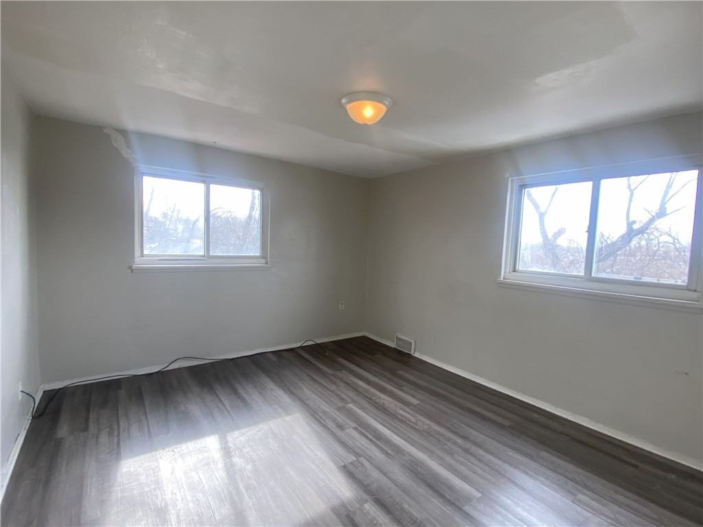 Swissvale, Pennsylvania 15218, United States, 2 Bedrooms Bedrooms, ,1 BathroomBathrooms,Residential,Active,86662