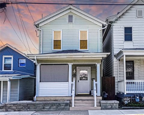 Photo of 1614 5th Ave, Beaver Falls, PA 15010 (MLS # 1747841)