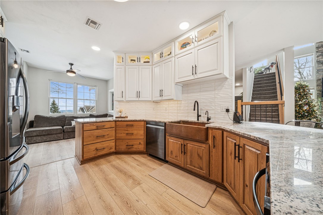 2420 South Ridge Plaza