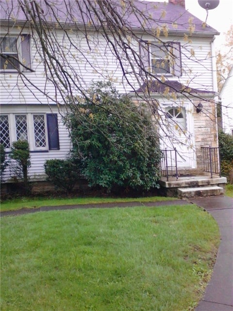 Photo for 136 E Clen Moore Blvd
