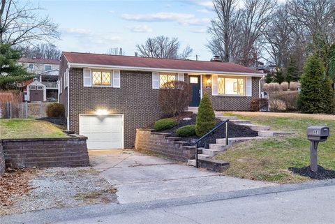 Photo of 883 Blue Ridge Rd, Pittsburgh, PA 15239 (MLS # 1735308)