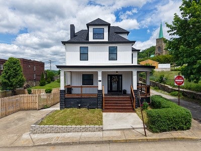 Photo of 521 Spring St, Brownsville, PA 15417 (MLS # 1758367)