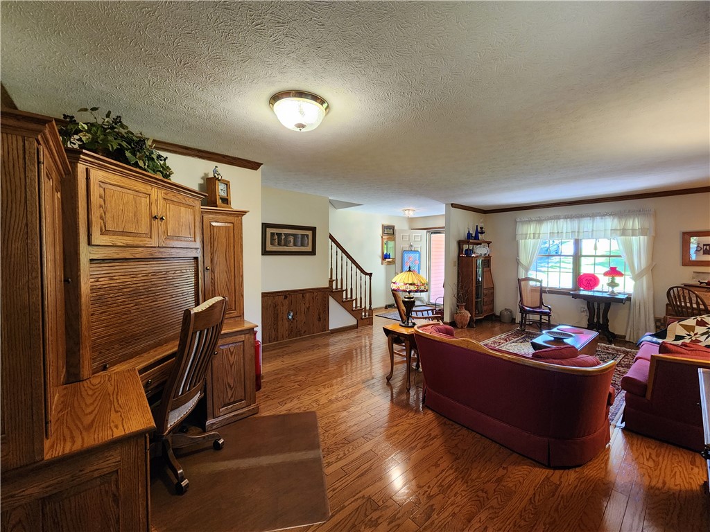 Coolspring Twp, Pennsylvania 16137, United States, 3 Bedrooms Bedrooms, ,4 BathroomsBathrooms,Residential,Active,146257