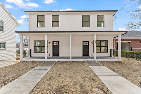 Photo of 379 Beaver St, Leetsdale, PA 15056 (MLS # 1742870)