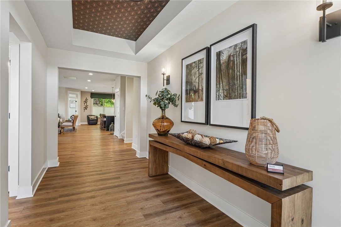 2004 Lakeside Dr