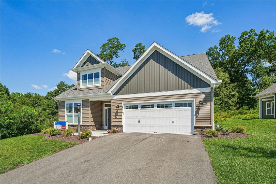 2004 Lakeside Dr